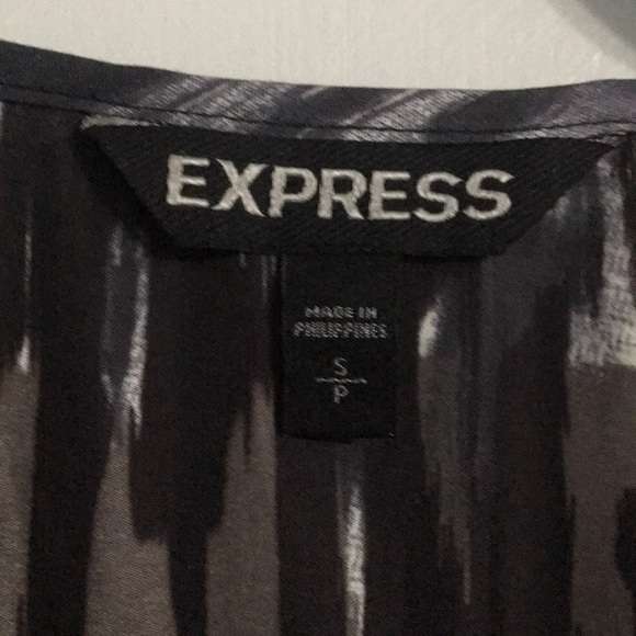 Express Dress - Picture 6 of 6